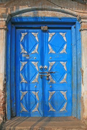 Cochin Spice Market blue door