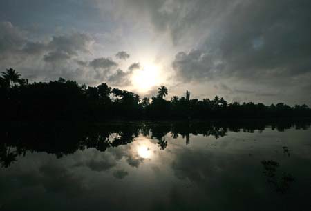 River Pamba Dawn