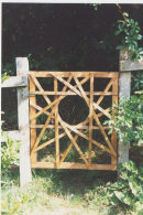 Oak woven Gate